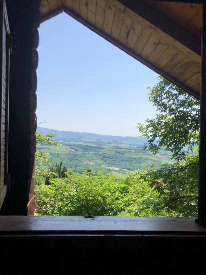 B&B Le Corone - Chalet Nel Bosco Cavalo المظهر الخارجي الصورة